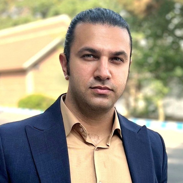 دانیال طارقیان